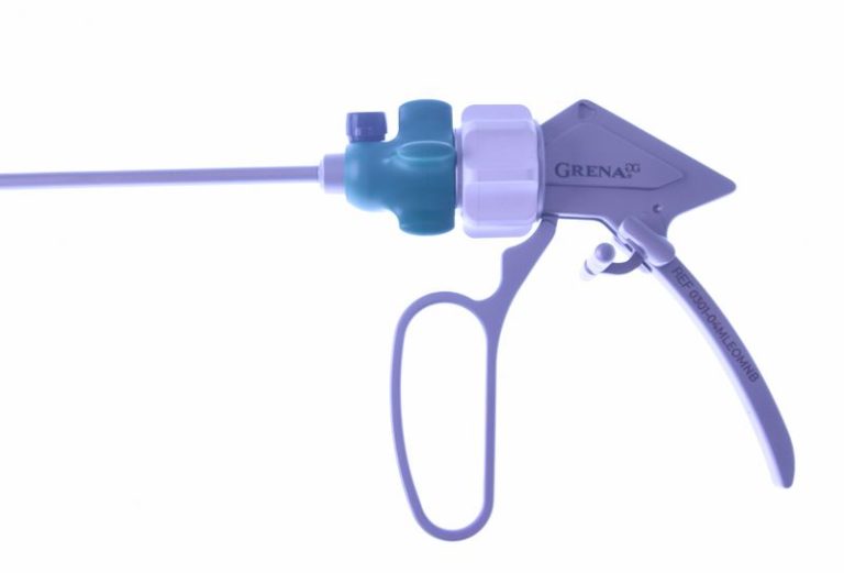 Uchwyt klipsownicy Omnifinger z mechanizmem artykulacji – ergonomiczne sterowanie podczas zabiegu